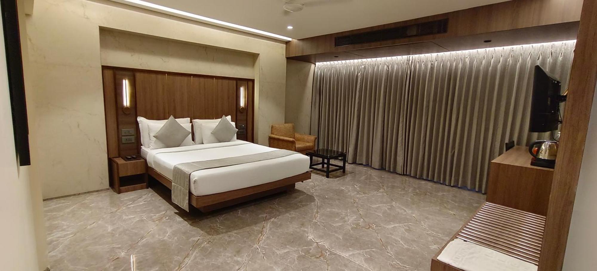 Hotel Archana Residency Bombaj Zewnętrze zdjęcie