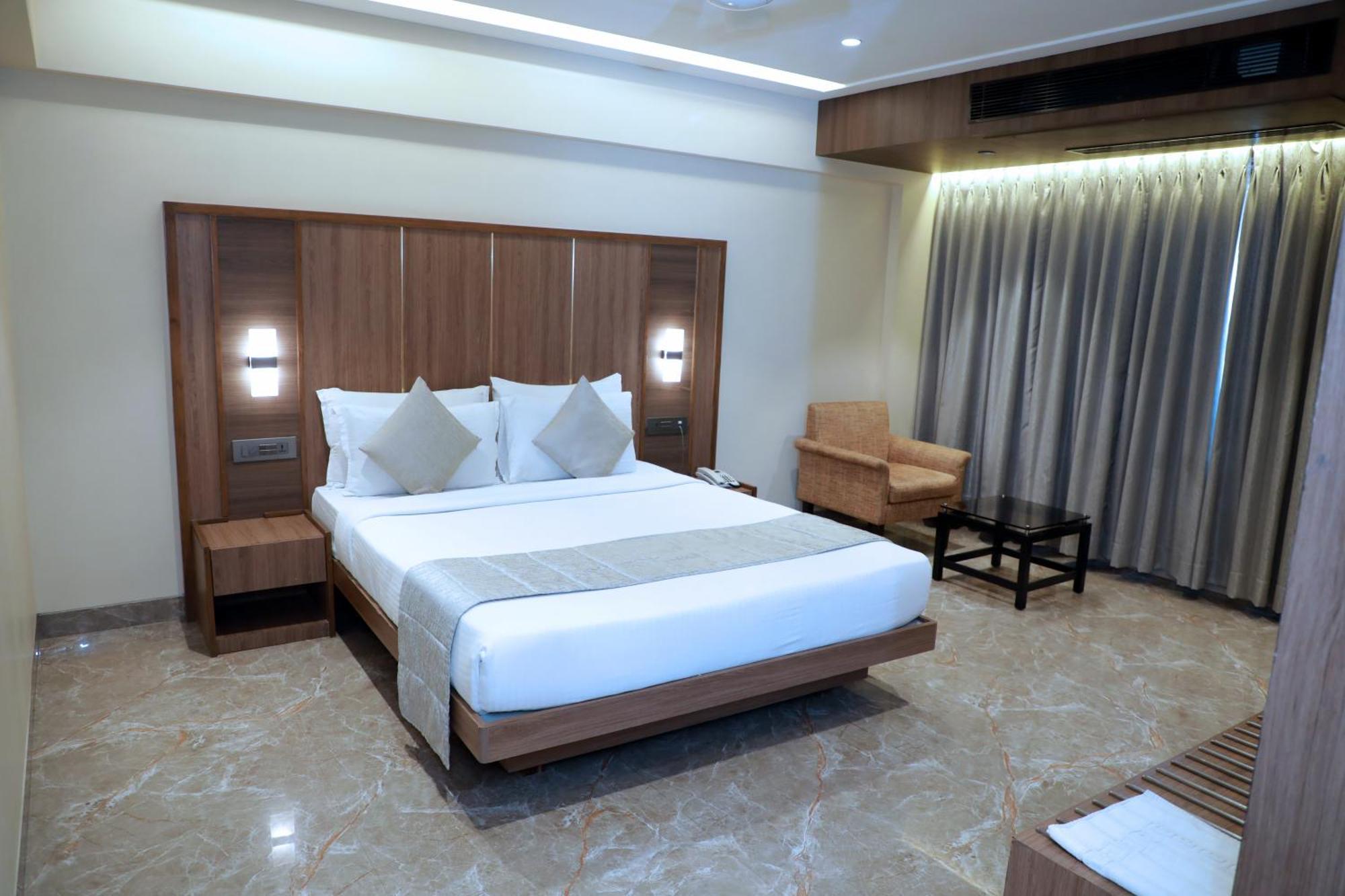 Hotel Archana Residency Bombaj Zewnętrze zdjęcie